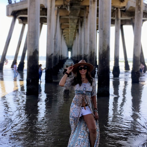 Meet your Posher, Loisa - Picture 1 of 1